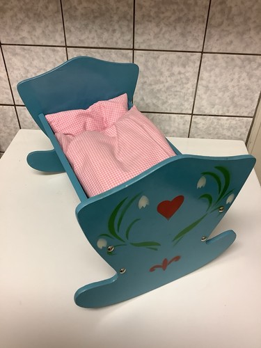 Vintage puppenbett aus den - vintage,