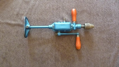 Antike handbohrmaschine mit - antike,