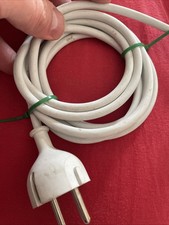 Original Apple Magsafe MacBook