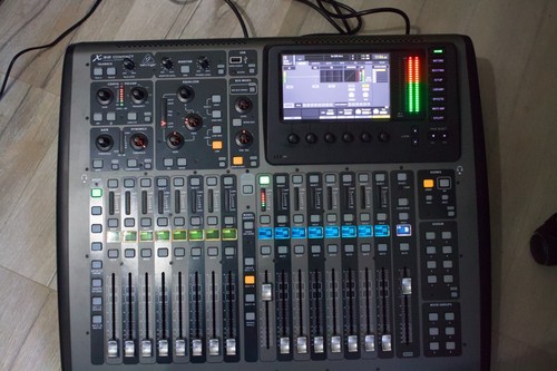 Behringer x32 compact - behringer,