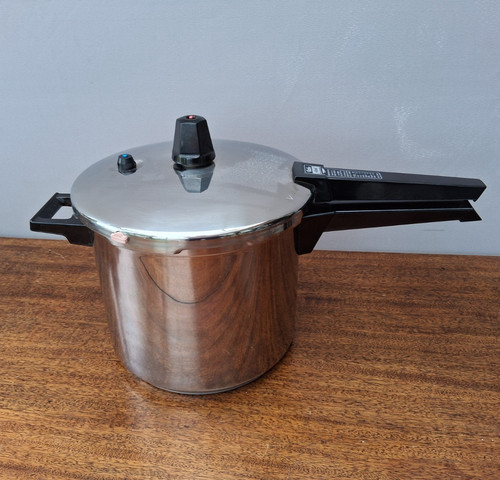 Dampfgarer schnellkochtopf - dampfgarer,