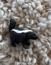 Stinktier Baby Natoons Cubs Welpen Ü-Ei Figuren 2025