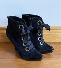 Carvela Stiefel Gr. 6 EUR 39