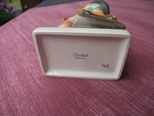 Hummelfiguren wanderbub - ,