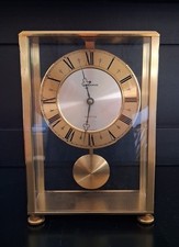 JUNGHANS quartz Tischuhr mit Pendel, gebraucht