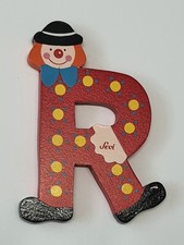 R in rot  - Holzbuchstabe  als Deko / Basteln -  Clownsgesicht (R3A)