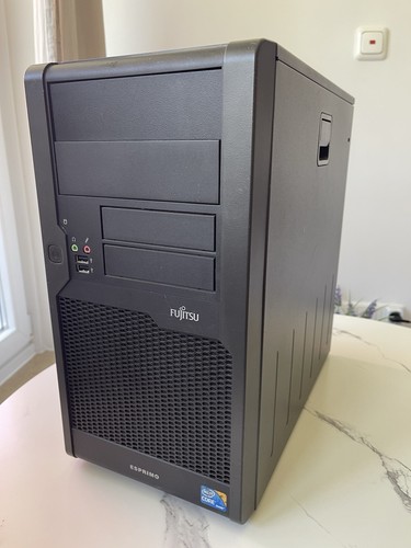 Fujitsu desktop with - fujitsu, i3