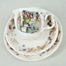 DREITEILIGES MOKKA GEDECK -