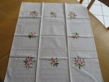 VINTAGE – Tischdecke, handgestickt, weiß, 77 x 77 cm (2083)