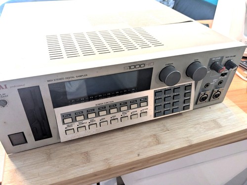 Akai s1000 sampler - 1000),