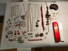 Schmuck KONVOLUT Unsortiert Als Modeschmuck Angeboten
