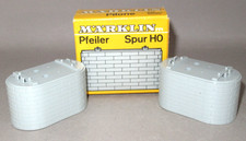 Märklin 2x Pfeiler Brückenpfeiler grau / Kunststoff in OVP 7253