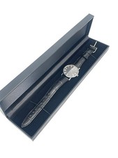 Armbanduhr Universal Geneve 842.101 Ultra Slim 32mm