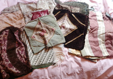 50er-Jahre Konvolut (Vorhang, Kissenbezüge - teils Brokat)