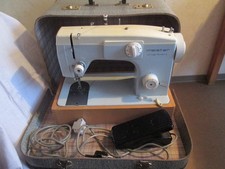 Meister Programatic Nähmaschine funktionsfähig mit Koffer .