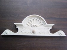 Geschnitzte Aufsatzkrone -