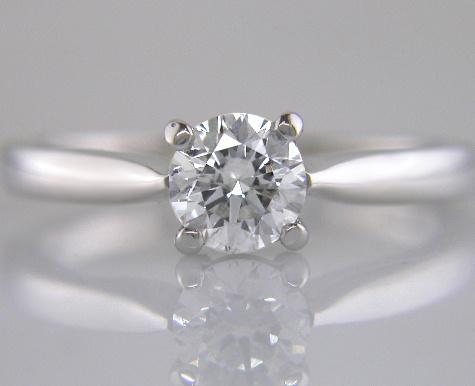 Diamant solitär massiv platin - diamant,