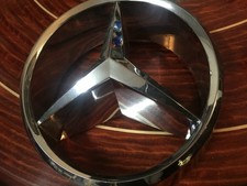 Mercedes w107 voll Chrom Stern