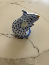 Herend Porzellan Figur blau