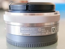 Sony Objektiv SEL16F28 * 16mm