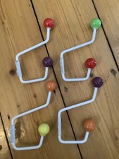 Garderobe weiß, bunte Kugeln Haken  Kleiderhaken, gebraucht 