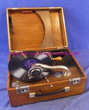 Bertona Grammophon - Plattenspieler alt antik - Samlg. Arnsberg - 2432