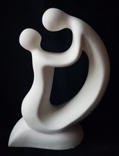 ÄLTERE Dekofigur GILDE Francis Paar knieend DER KUSS 30x42 cm Keramik matt