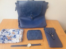 5 Teiliges Damen-Set ,Rucksack,Handytasche,   Halstuch,Geldbörse,Uhr 