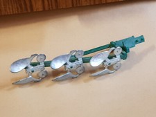 Britains: Pflug grün/grau