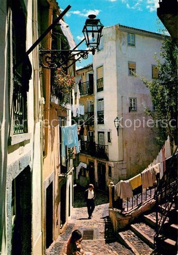 Lisboa rua tipica - rua, alfama