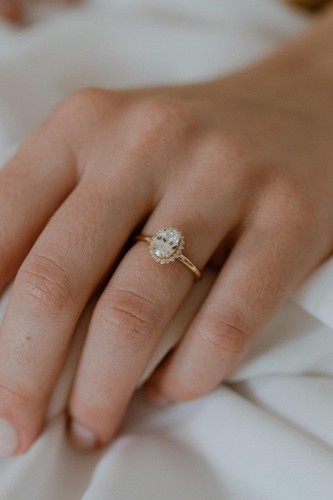 Moissanit oval halo - ct,