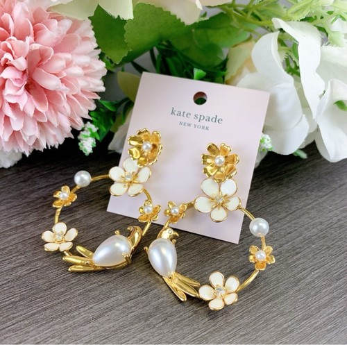 New kate spade - kate, scene
