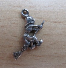 Anhänger Bettelarmband Silber  -  Brockenhexe