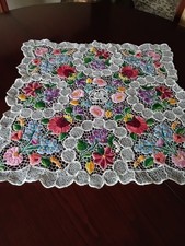 Kolocsa Ungarn Mitteldecke Zierdecke Richelieu Handarbeit ca. 55 x 55 cm