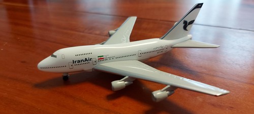 Flugzeugmodell boeing 747sp - flugzeugmodell,