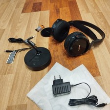 Sony (TMR-RF810R) Wireless RF Stereo OverEar Kopfhörer + Dock , Netzteil , Akku