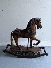 Schaukelpferd Karussellpferd