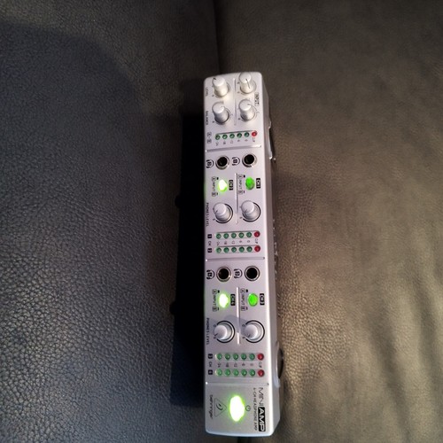 Behringer miniamp amp800 - miniamp,