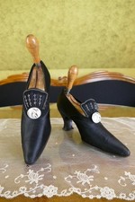 1910 JOSEF HOFFMANN Medaillons, Wiener Werkstätte, antike Schuhe, antique shoes