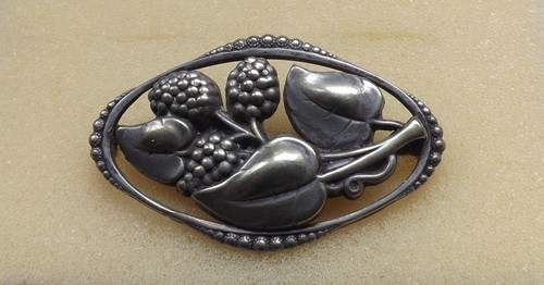 Schöne art deco brosche - art,