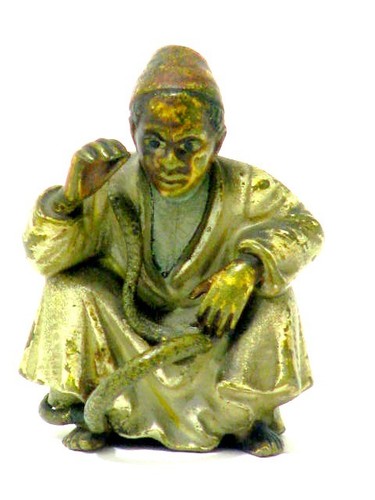 Schlangenbeschwörer georg - schlangenbeschwörer,