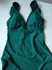 Schwimmanzug BADEANZUG GRÖSSE XS, 158/164 GRÜN,  MIT PADS, sexy, Volont, NEU