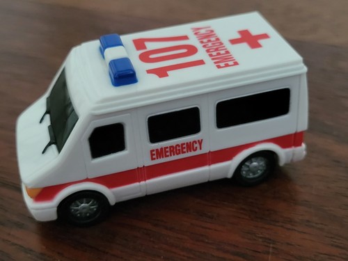 Krankenwagen modell - krankenwagen,