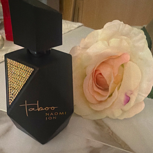 Naomi jon taboo - taboo, de