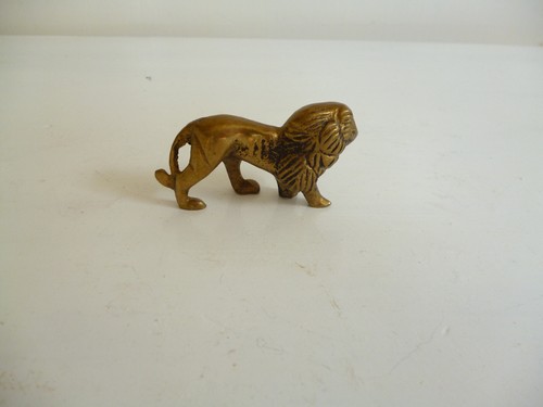 Kleine messing figur löwe - kleine,