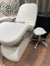 Kosmetikliege mit Zubehör –