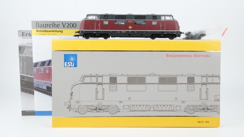 Esu 31331 diesellok 220 - h0,