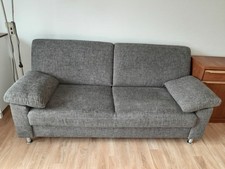 Modernes graues IKEA-Sofa