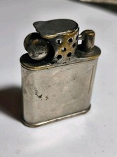 Sehr altes Benzin-Feuerzeug