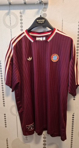 Bayern adidas jersey icon - fc,